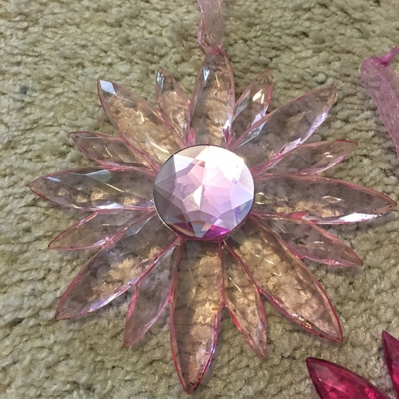 Decorative flowers - Picture 2 of 5